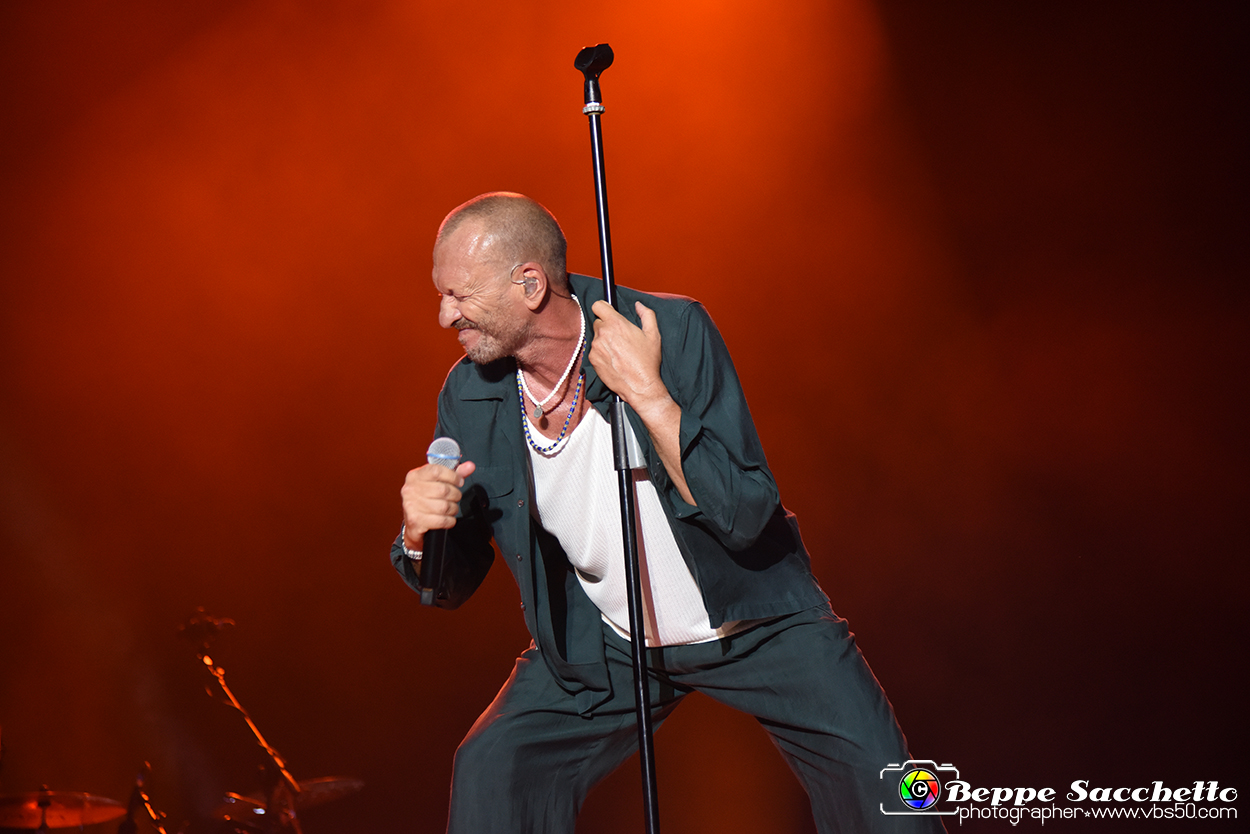 VBS_0783 - Concerto Biagio Antonacci - Palco Centrale Tour 2023.jpg